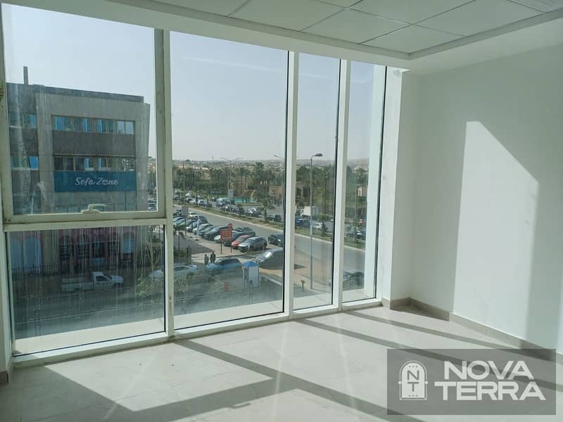 Clinic for rent in Centro Mall, Sheikh Zayed, first use - Widok 4