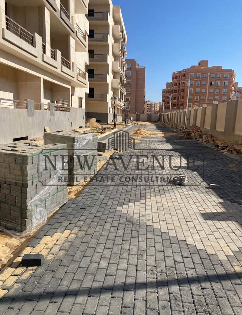 Penthouse 165m Roof 60m in Andalus 2 90 ganouby Fully Finished 3 Bedrooms Reception 4 pieces Delivered 3 Bedrooms Reception 4 pieces - Widok 5