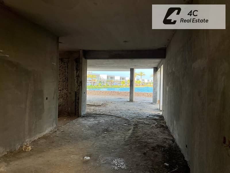 Under market price Villa 478 m for sale, ready to move, bahry Directly on lagoon view steps from the beach very prime location in Seashell North Coast - Widok 5