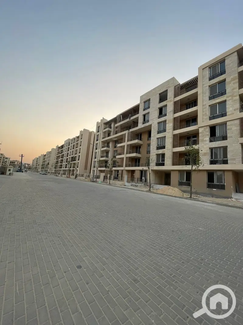 Cheapest duplex in Sarai Prime Location, ground floor with garden - Fler