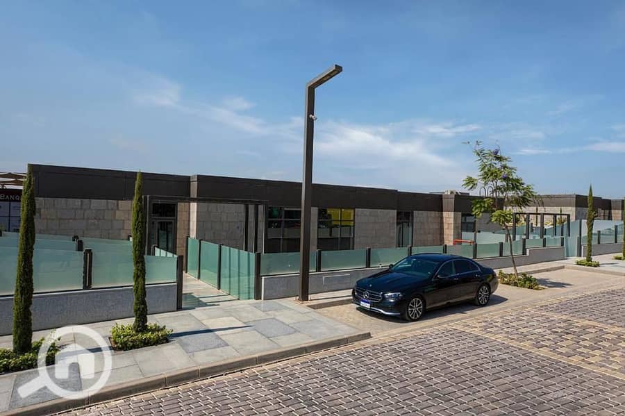 ready to move retail 300 sqm for sale in Beverly Hills – pohled 5