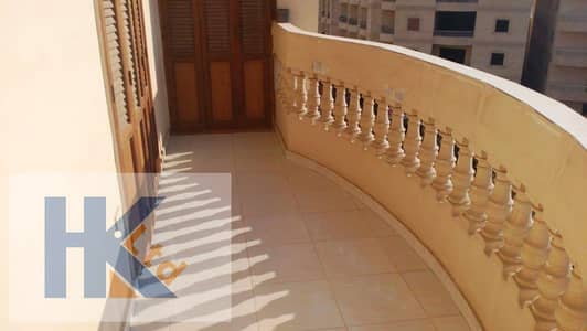 شقة 3 غرف نوم للايجار في حدائق الاهرام، الجيزة - WhatsApp Image 2026-04-19 at 9.09. 45 PM. jpeg