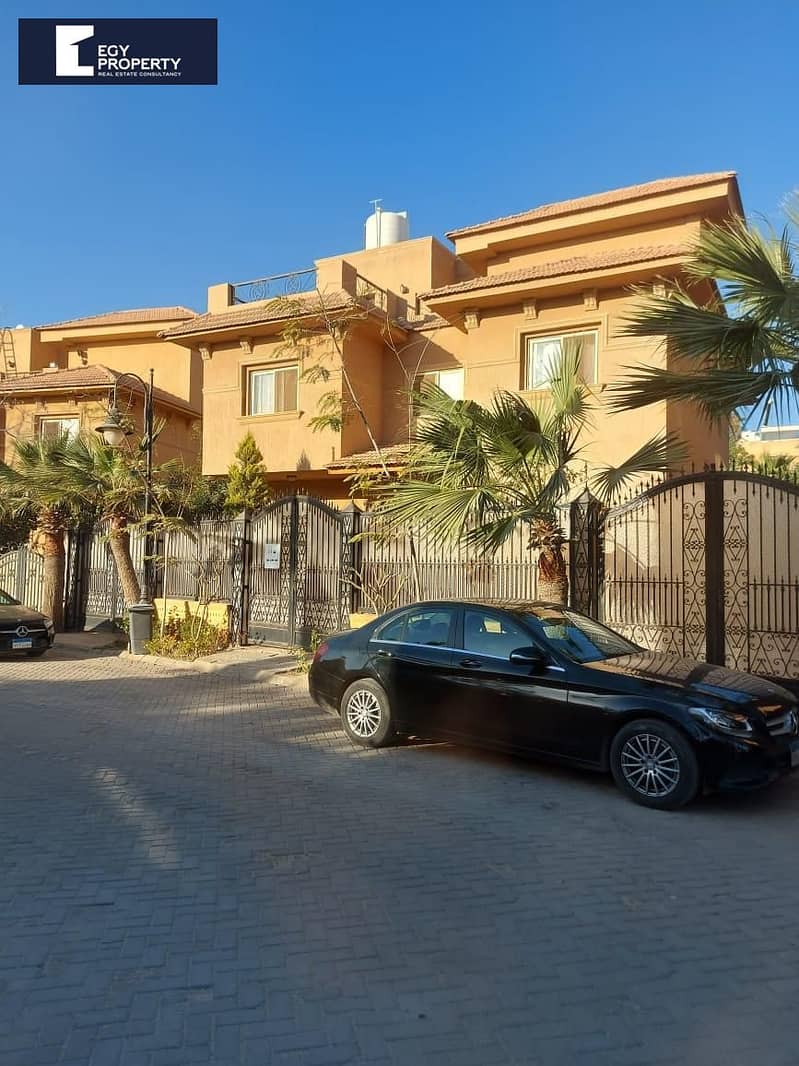 Fully Furnished Villa for sale directly on 90th street with very prime location – pohled 2
