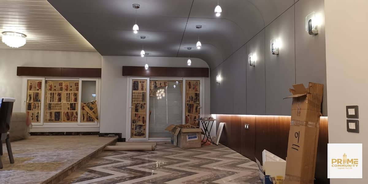 Standalone villa high end finished in prime location for sale in Zayed Dunes Zayed city - Vue 4