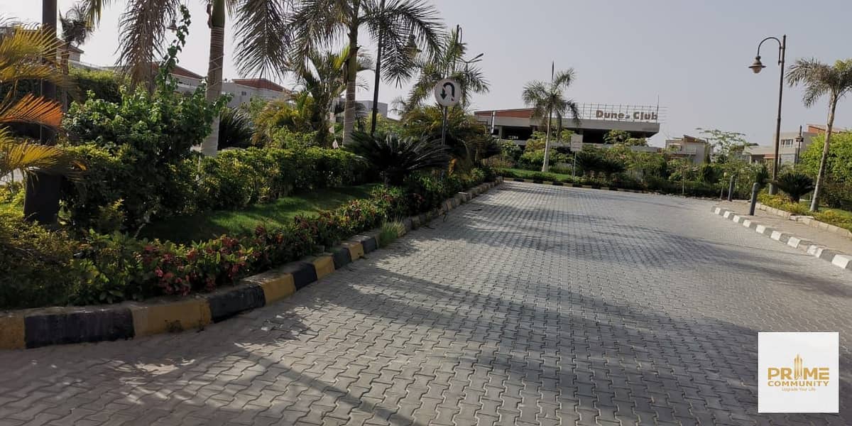 Standalone villa high end finished in prime location for sale in Zayed Dunes Zayed city - Vue 6