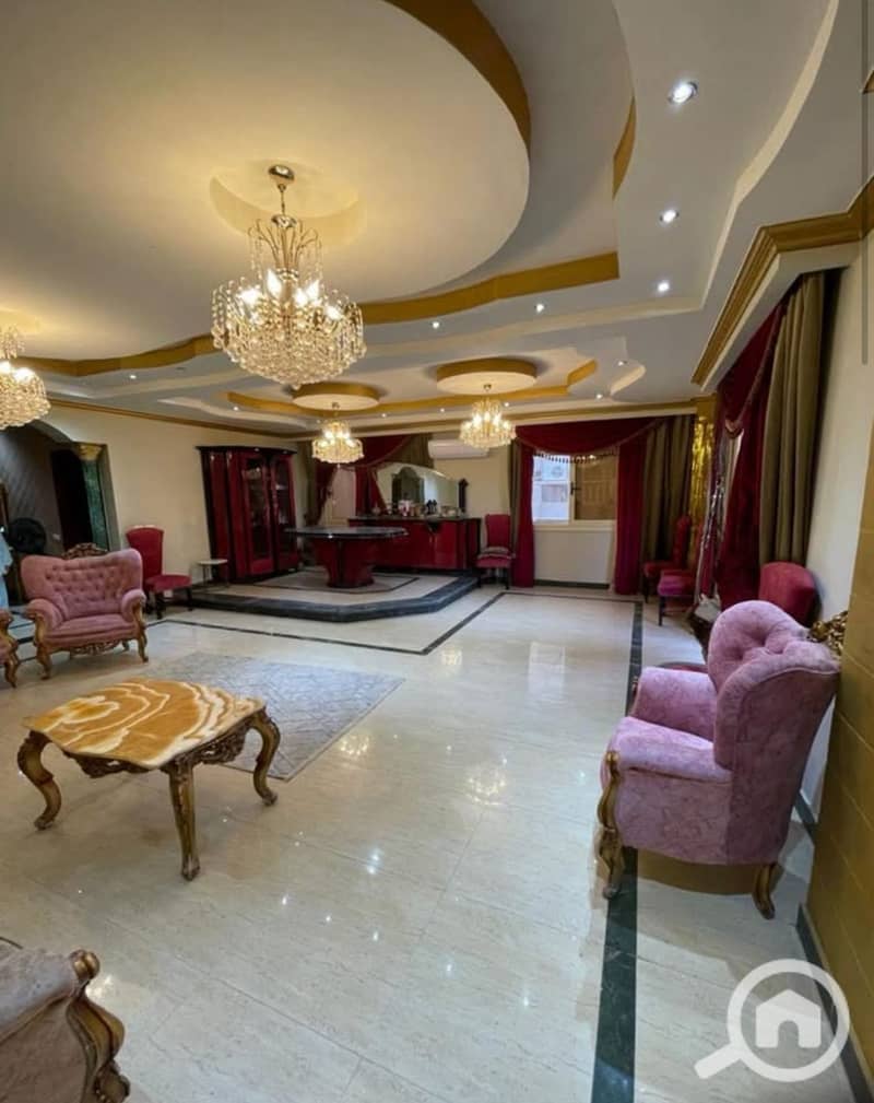 Apartment 275m² (old building) directly opposite Mall of Arabia - 6th Tourist Area – pohled 3