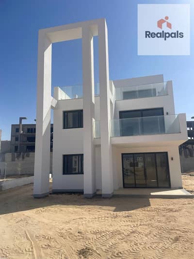 5 Bedroom Chalet for Sale in North Coast, Matruh - WhatsApp Image 2026-04-08 at 4.34. 47 PM (1). jpeg