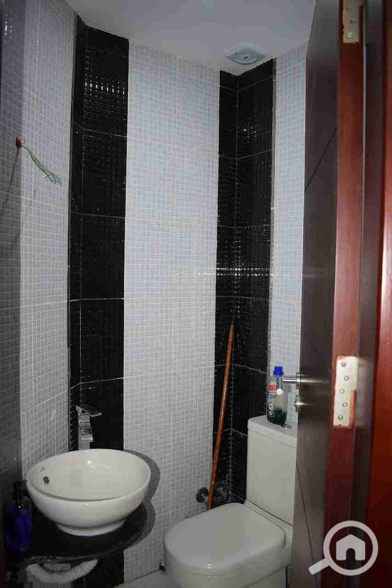 Office 110m for sale administrative in the heart of 6th of October behind Al-Hosary Mosque - Ansicht 4