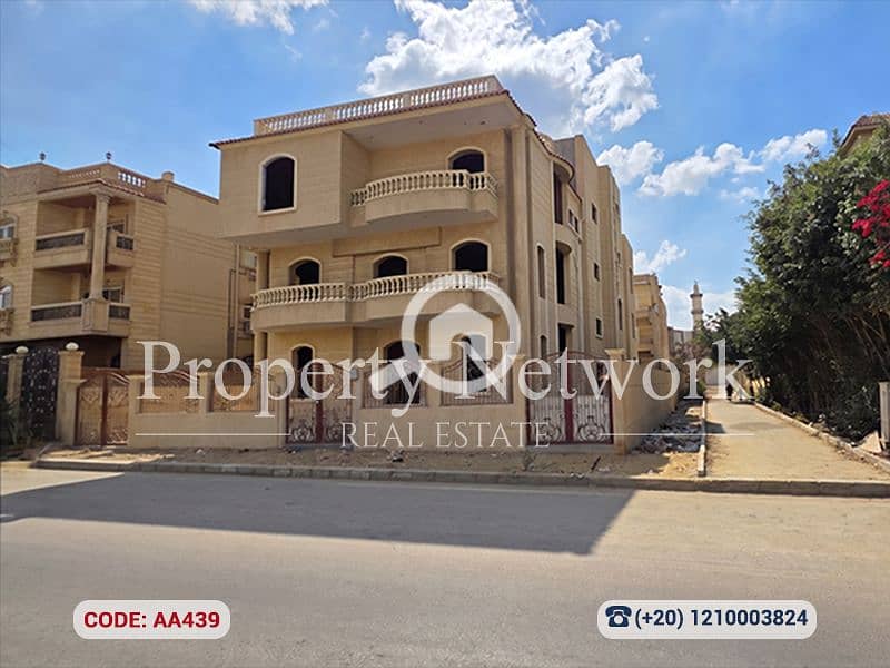 Residential Villa for Sale in First Settlement – Off Mostafa Kamel Axis New Cairo Prime Location Ready to move - Ansicht 4