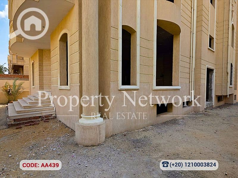 Residential Villa for Sale in First Settlement – Off Mostafa Kamel Axis New Cairo Prime Location Ready to move - Mehr