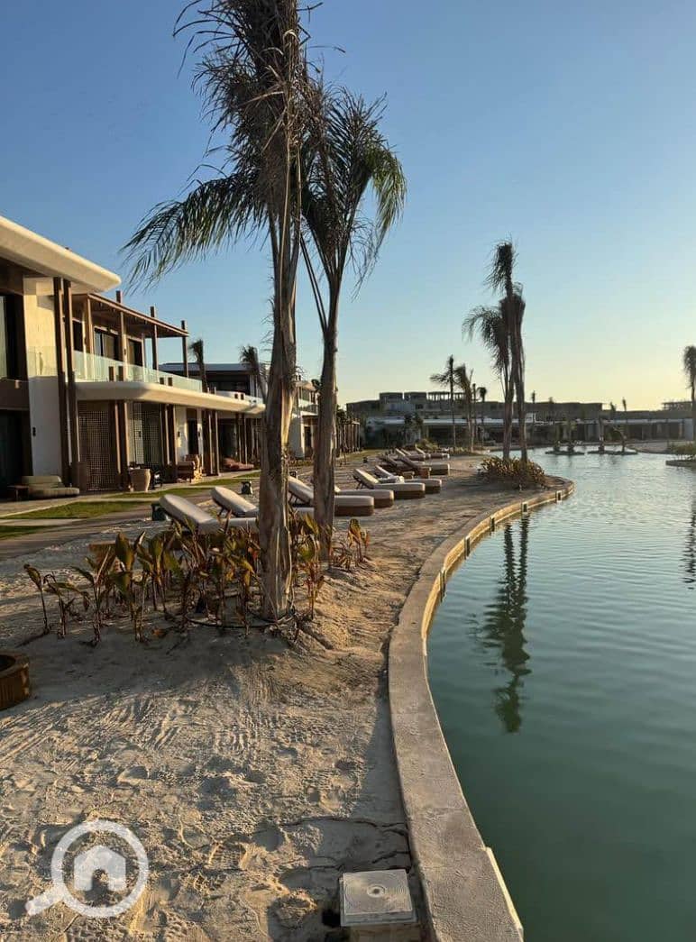Townhouse fully finished with ACs, directly overlooking a sea view, for sale in Zoya Ghazala Bay, North Coast - Więcej