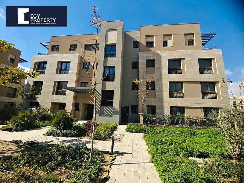 With a Prime View Luxury Apartment for Sale in District 5, New Cairo - Widok 5