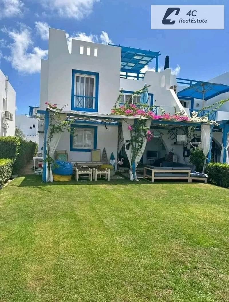 Under market price standalone villa 225 m for sale,Swimming pool view with down payment and installments very prime location in Mountain View Ras El H – pohled 2