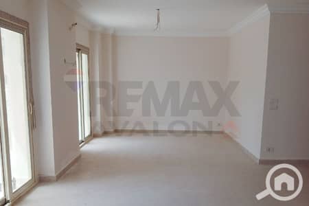 3 Bedroom Duplex for Sale in Moharam Bik, Alexandria - 1. jpg