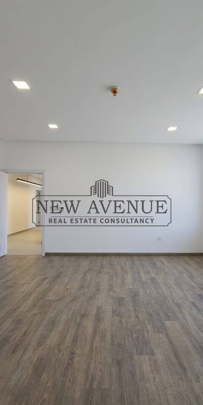Fully Finished Administrative Office for rent with a very prime location Lake town New Cairo - Widok 6