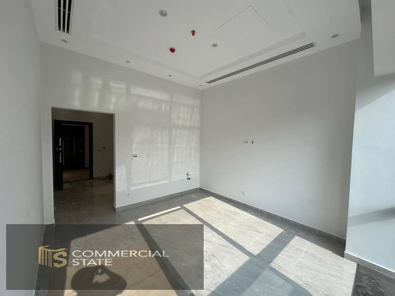 Finished Office at The Ledge 43m for Rent -New Cairo - Widok 4