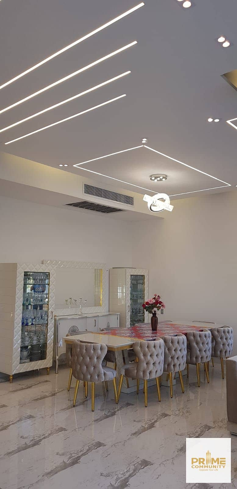 Fully finished twin house villa 8 bedrooms ultra modern for sale in prime location in Zayed dunes in Zayed city - Widok 5