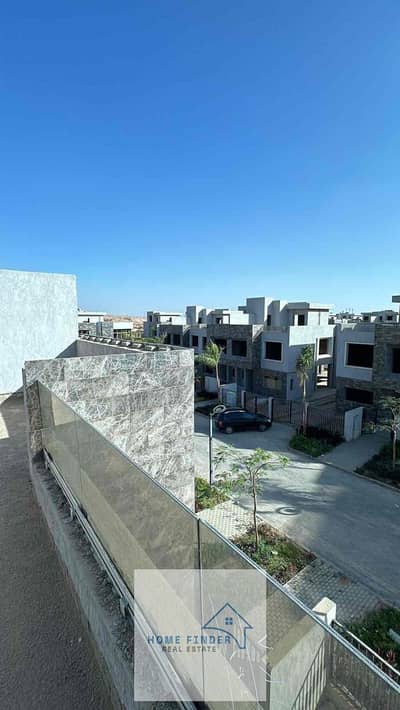 توين هاوس 3 غرف نوم للبيع في حدائق اكتوبر، الجيزة - 6876eb92-23ac-4e24-a329-738dcda2573d. jpg