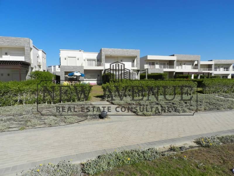 Penthouse in Amwaj - North Coast Sea and pool view fully furnished with ACs Bahry 3 bedrooms (1 master room) and 2 bathrooms and ready to move - Widok 4