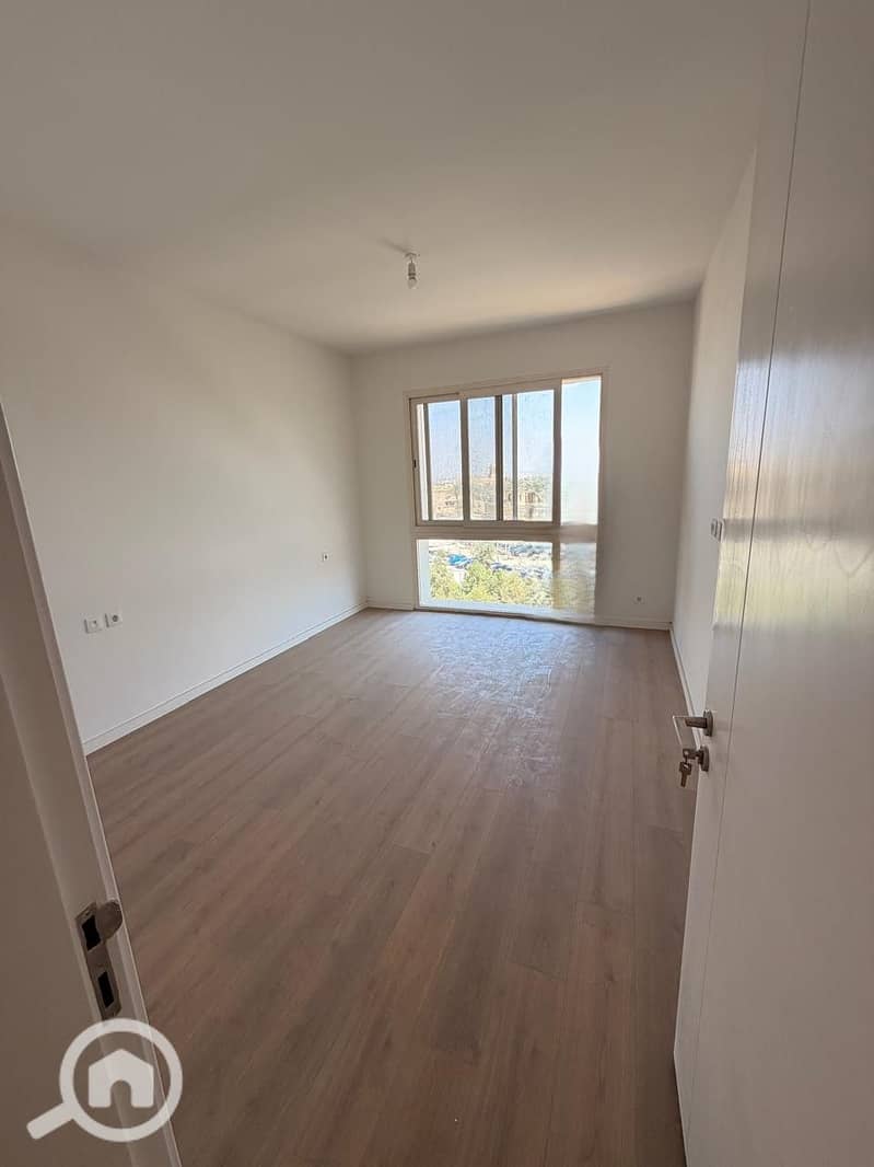 Premium Apartment – Kitchen & Air Conditioning, Prime Location in Uptown Cairo, Mokattam, Cairo - Aanzicht 5