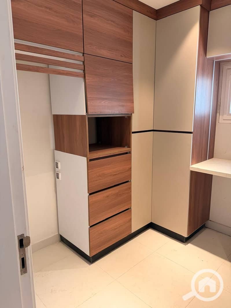 Premium Apartment – Kitchen & Air Conditioning, Prime Location in Uptown Cairo, Mokattam, Cairo - Aanzicht 6