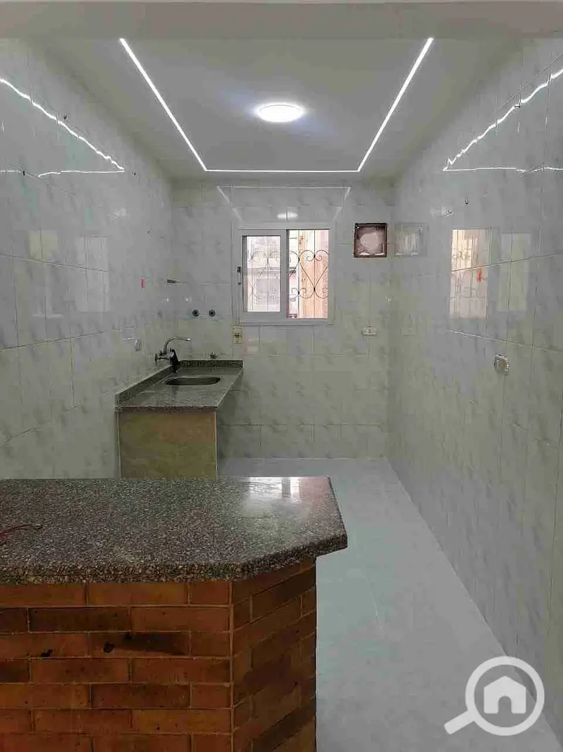 Apartment in Alexandria - View 3