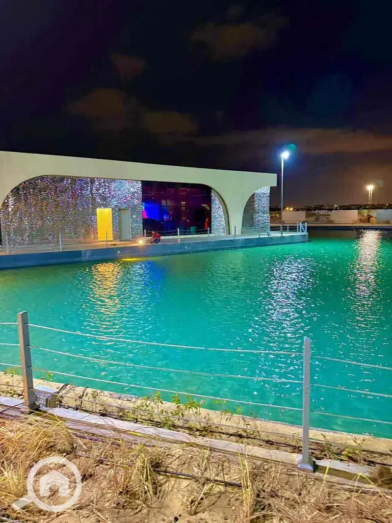 Chalet for sale in Zahret Sidi Abdul Rahman, 43 m + 17 garden, immediate delivery, view pool, very competitive price. - Veduta 2