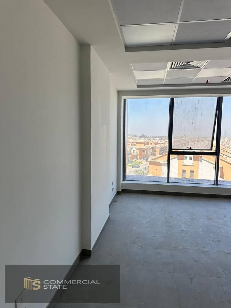 Finished Office at 3’sixty 84m for Rent -New Cairo - Widok 4