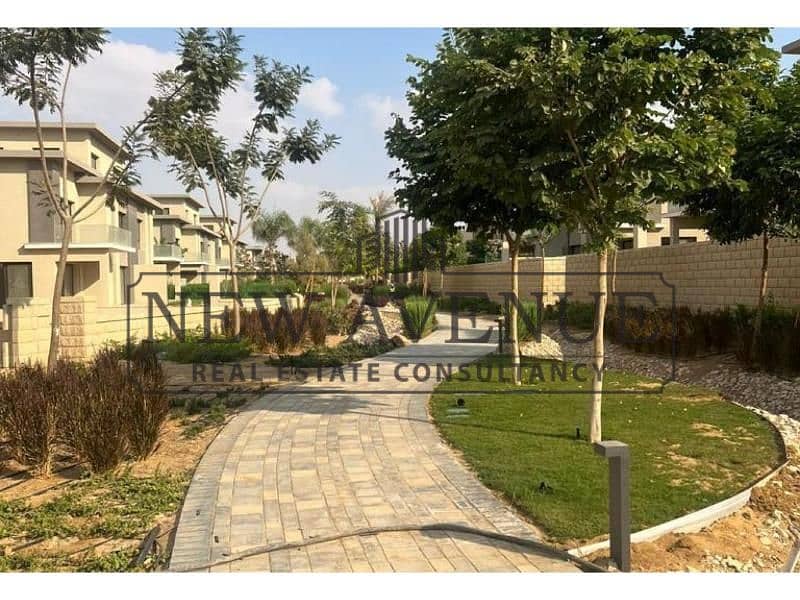 Fully Finished Apartment below market price bahary and prime location in Swan lake Residence compound - Widok 4