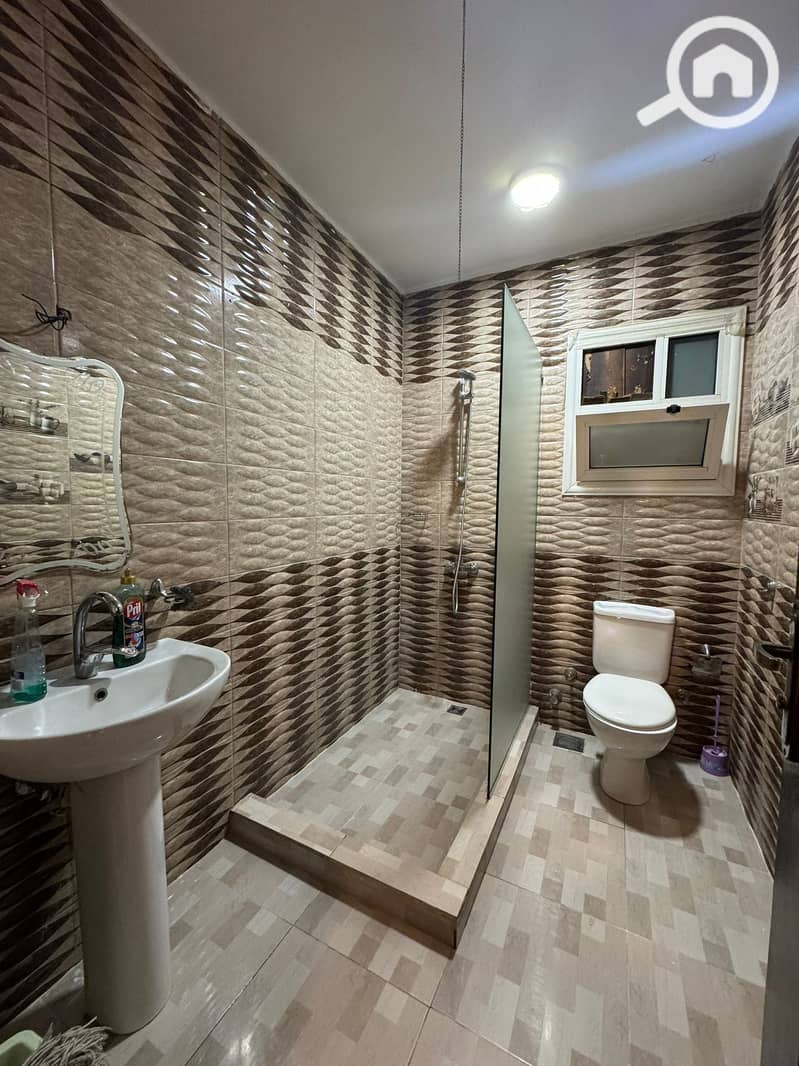 17 f27c76a6-53f0-4aa1-9ef4-df722acd37da. jpg