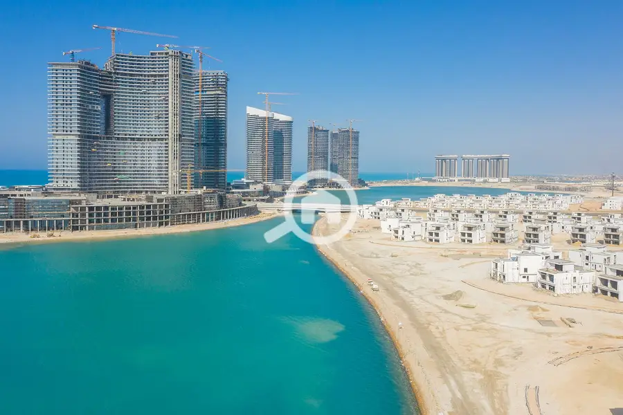 hurry for last Chalet 231 meters fully finished for sale directly on the sea in New Alamein North Coast - Vista 3