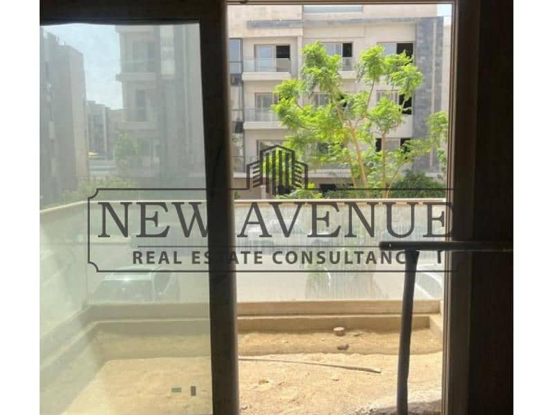 Apartment Ready to Move with lowest price in market in Galleria moon valley compound – pohled 2