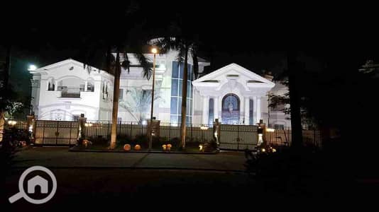 فیلا 8 غرف نوم للبيع في الشيخ زايد، الجيزة - IMG-20260421-WA0016. jpg فیلا 8 غرف نوم للبيع في الشيخ زايد، الجيزة - IMG-20260421-WA0016. jpg