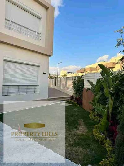 4 Bedroom Villa for Sale in Hadayek October, Giza - 1000528570. jpg