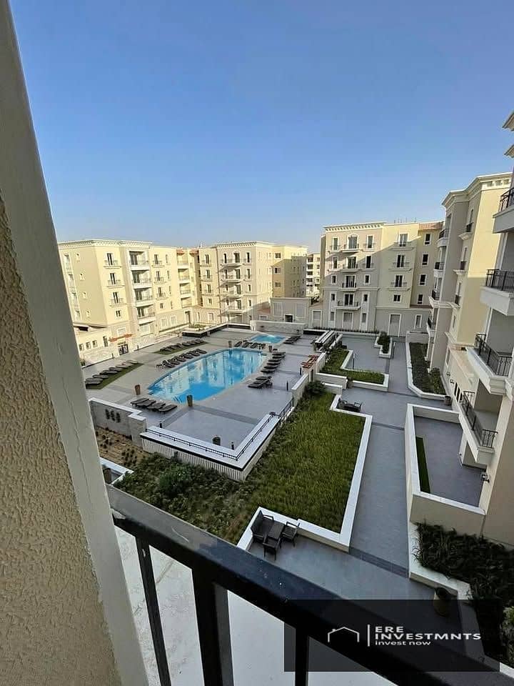 Luxury fully furnished apartment for sale at the lowest price (view Boulevard Street), ready for immediate occupancy in Mivida Boulevard, Emaar Misr - - Więcej