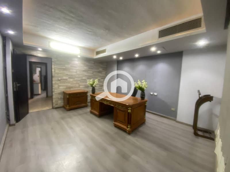 For rent in Al-Masdaq, 210 square meters, 3 rooms suitable for all purposes - Meer