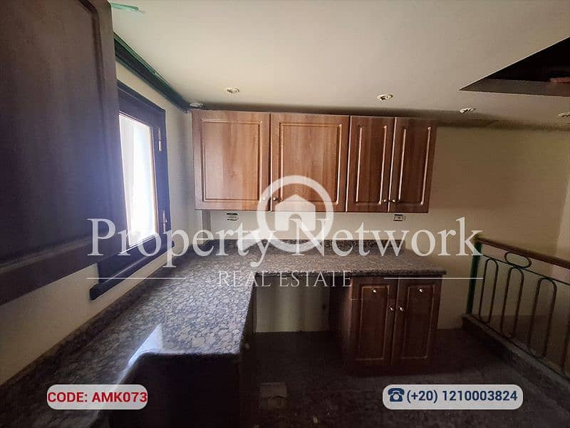 52 AMK073 (14). png