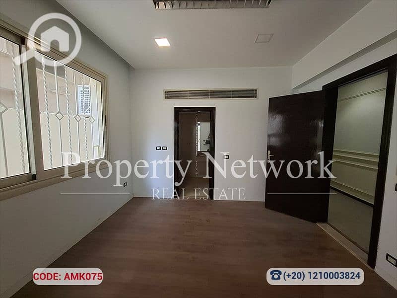 15 AMK075 (15). png