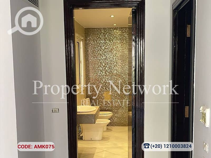 30 AMK075 (30). png