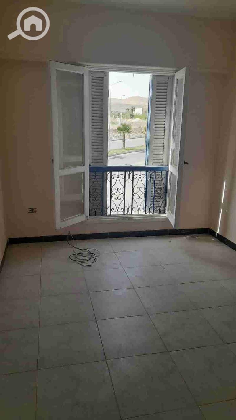Apartment for sale, a bargain in Sheikh Zayed - Więcej
