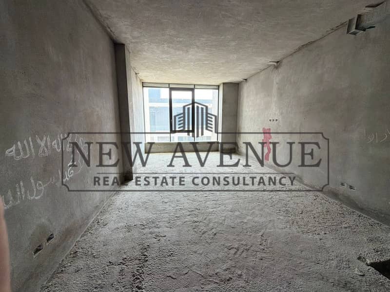 admin office 61 sqm could be finished within 1 month for rent at district 5 new cairo - Widok 3