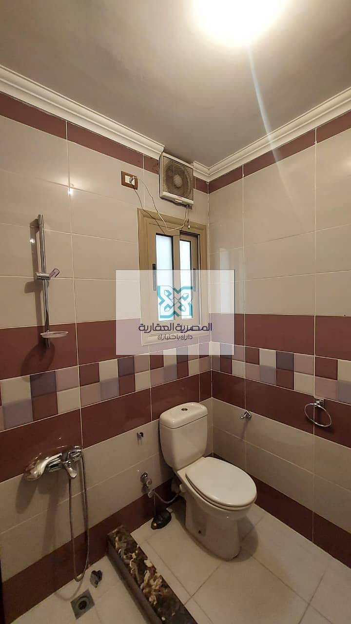 Office space for rent on Carrefour Main Street near the ring road, close to the banks, with an area of 180 square meters. – pohled 3