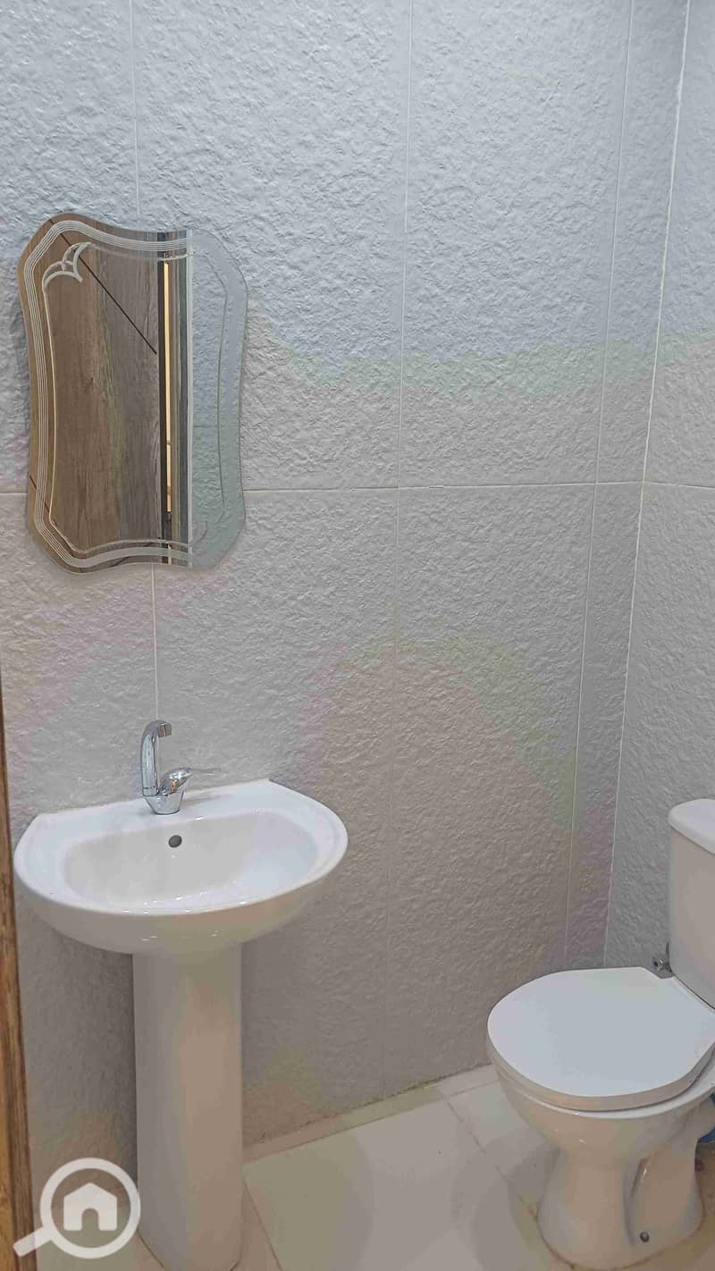 2 1000263766. jpg