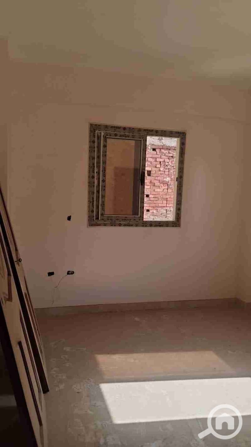 Duplex in the distinguished Area 5 in front of Dar Misr and Mall of Egypt and Downtown, with a direct view of the central garden and the National Bank. - Ansicht 6
