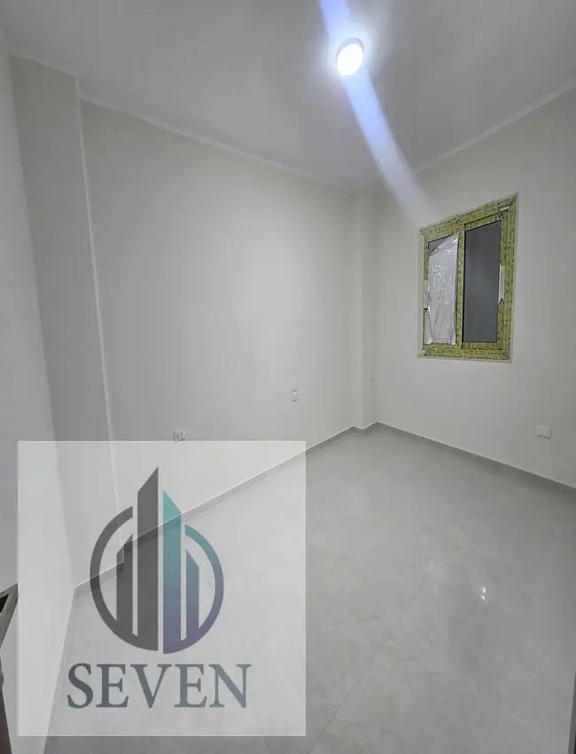 Ultra-modern administrative office 190 m², first use, for rent directly on the Ring Road. - Vista 4