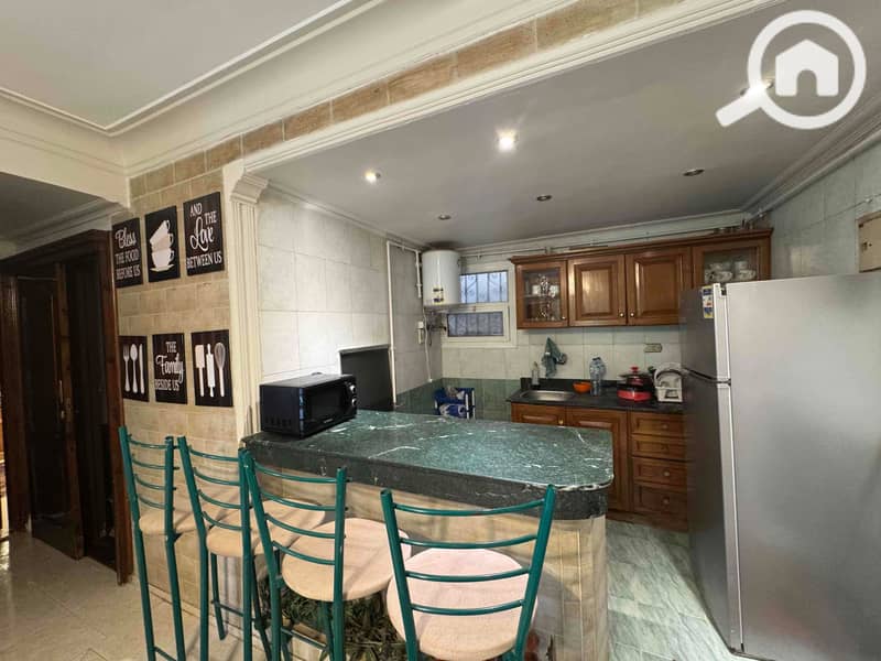 For rent, furnished apartment in the Hadayek Al Mohandeseen compound with a private garden. - Więcej