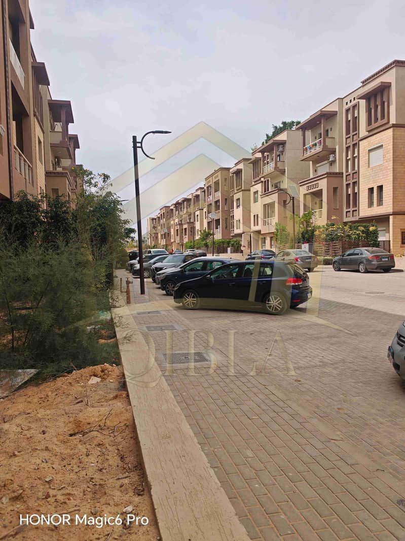 Premium 3BR Ground Floor Apartment with 90m Private Garden - Green 5, 6th of October City - Bild 3