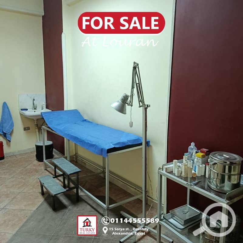 For sale, a clinic or office (administrative license) 62 square meters net in Loran – pohled 4
