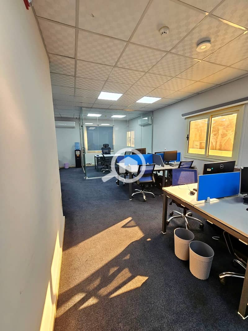 Unique administrative headquarters 150m furnished ultra modern for rent in prime location Maadi - Vista 4
