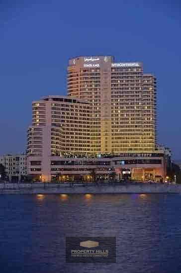 A commercial shop with a direct view of the Nile inside a global hotel in the heart of Maadi. - Więcej